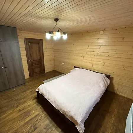 андріана Semesterbostad *